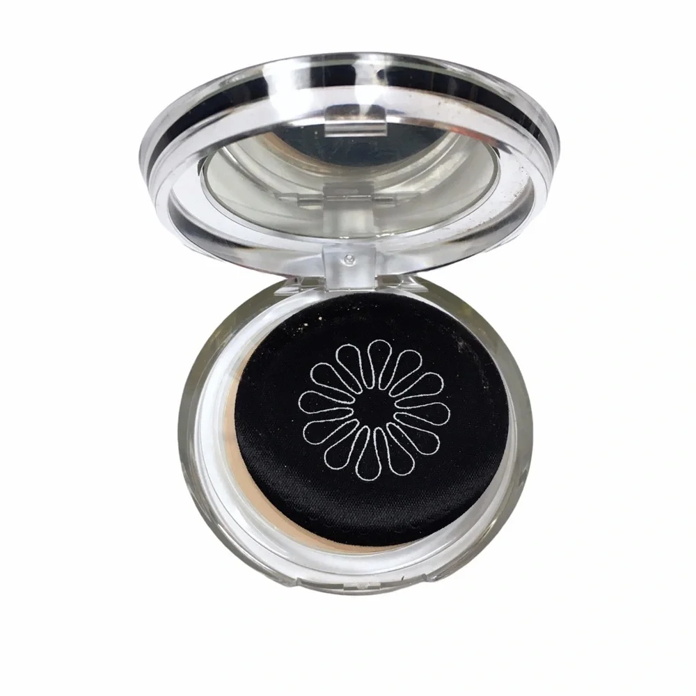 mark. Matte-Nificent Pressed Powder Oil Absorbing Compact Mirror Puff Matte Mid